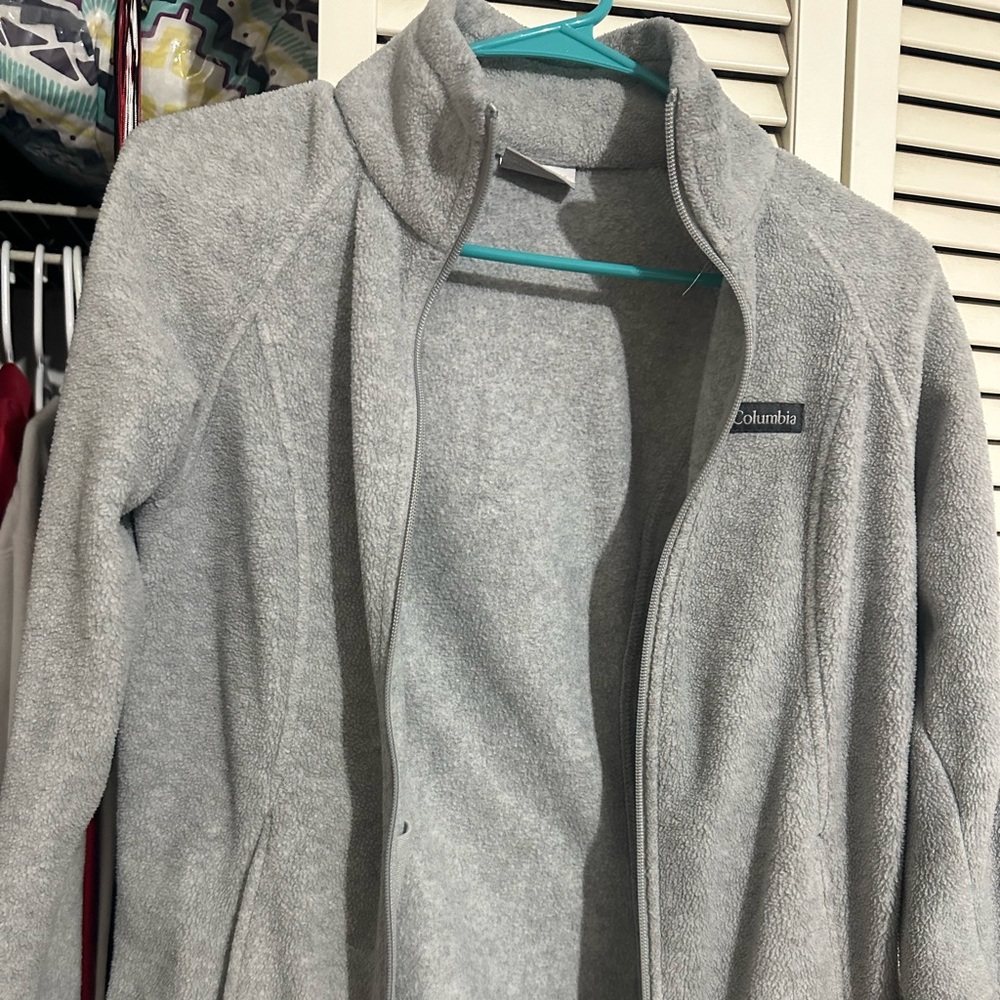 Columbia Zip up